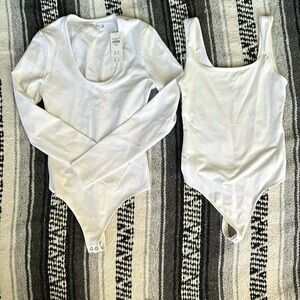 2 women’s Abercrombie body suits both size XS